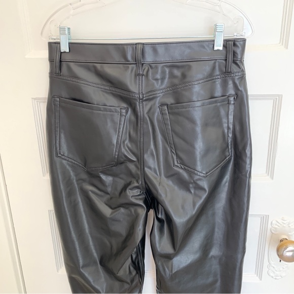 Abercrombie vegan leather ankle straight pant in black, size 31 - Picture 7 of 10